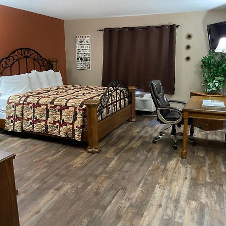 Southfork Motel Bloomfield Bagian luar foto