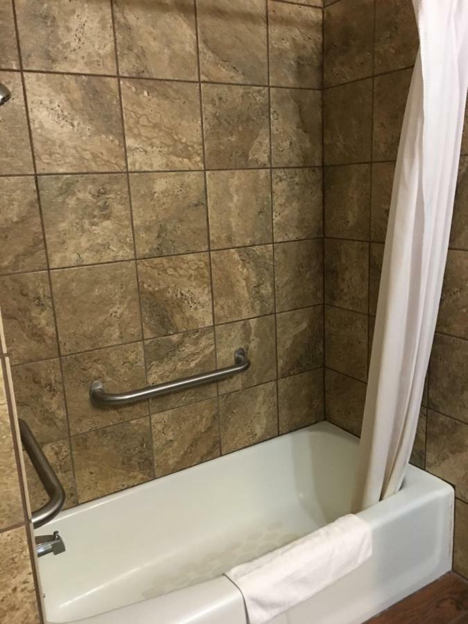 Southfork Motel Bloomfield Bagian luar foto